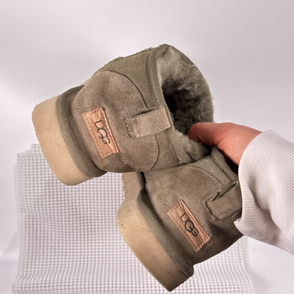 UGG Women Classic Ultra Mini Shearling Boots Olive Suede Size 10 - Picture 6 of 13